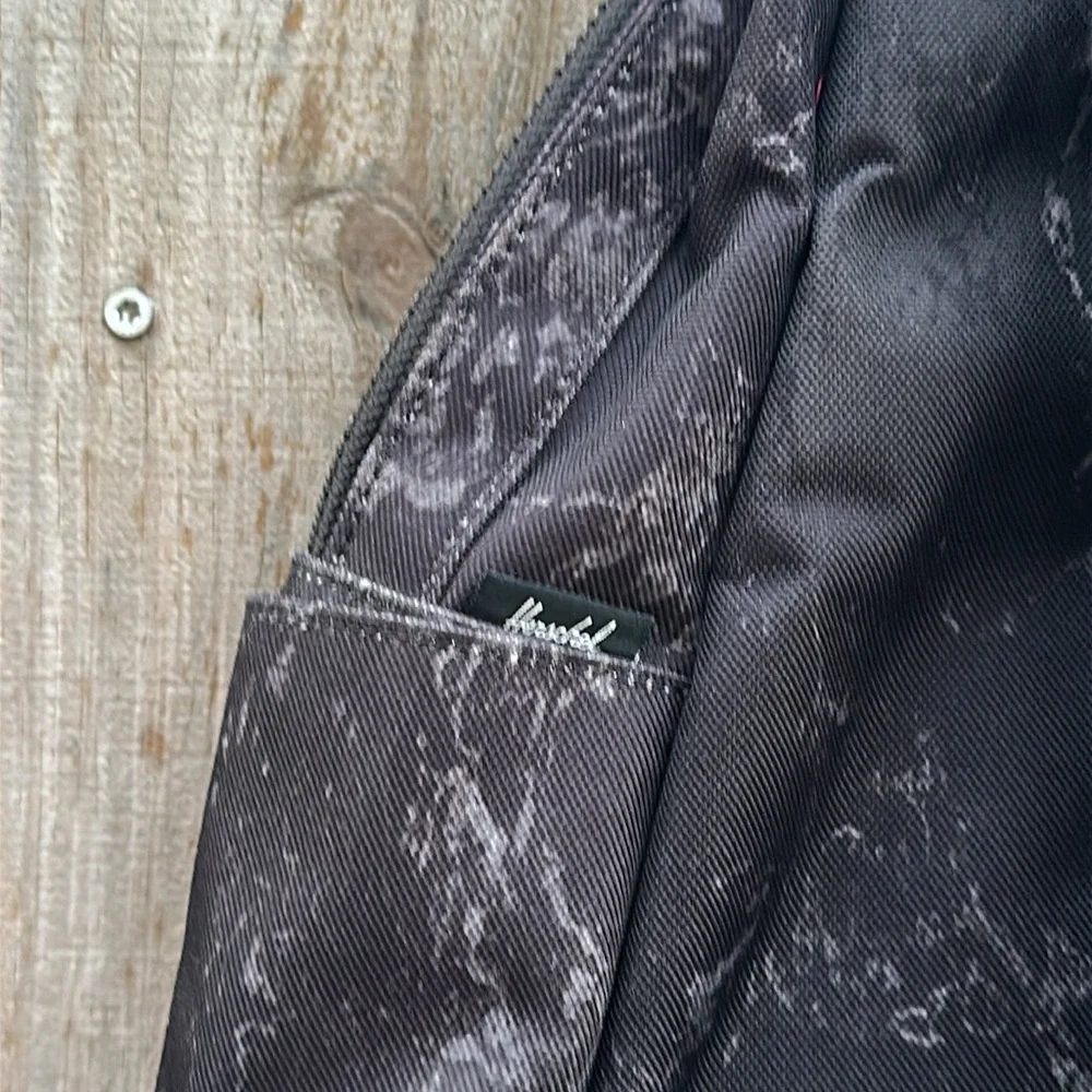 Herschel Nova Mid Volume Backpack Black Marble 18L